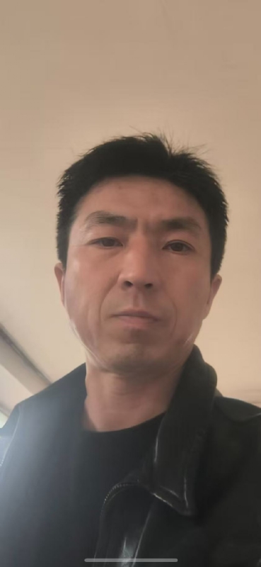 英峰的第一张照片--成都相亲服务中心