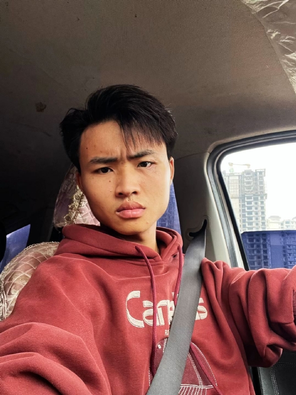 04单亲的第一张照片--成都相亲服务中心