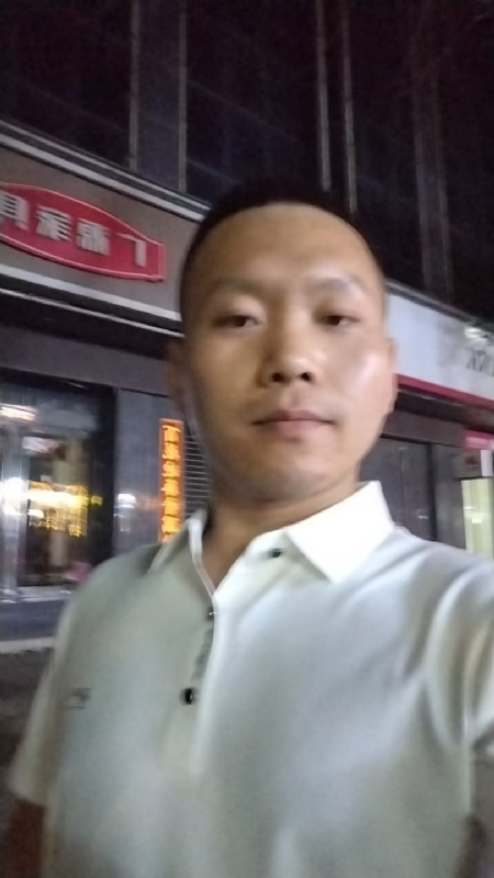 迷途悟人生的第一张照片--成都相亲服务中心