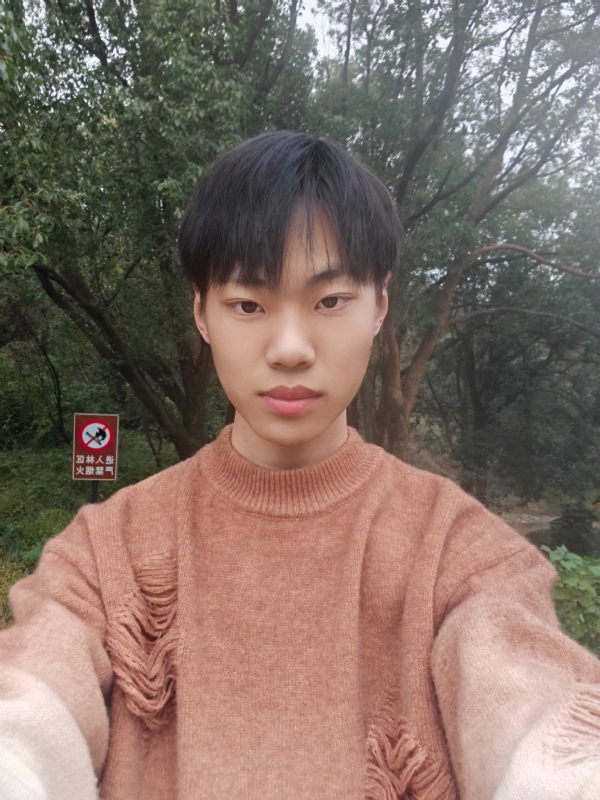 祤辰的第一张照片--成都相亲服务中心